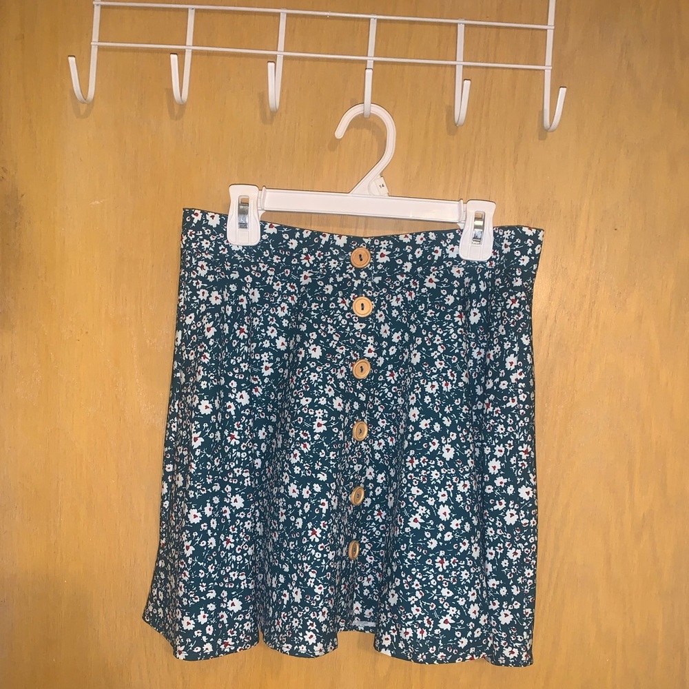 Green, floral A-Line, mini, button up skirt.